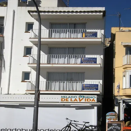 公寓 Beachfront In Spain With Marina Views *