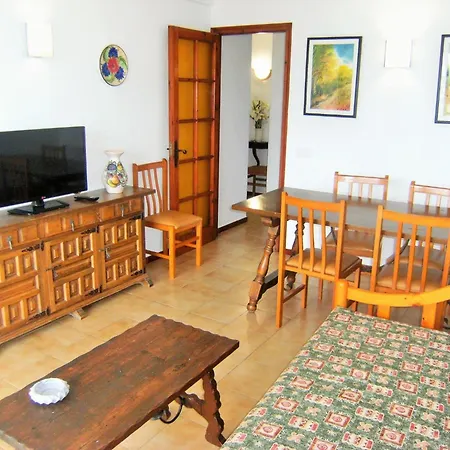 Beachfront In Spain With Marina Views * 埃斯塔蒂特